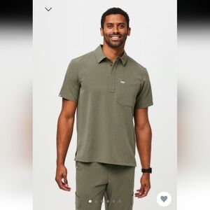 New Figs Men's Scrub Set